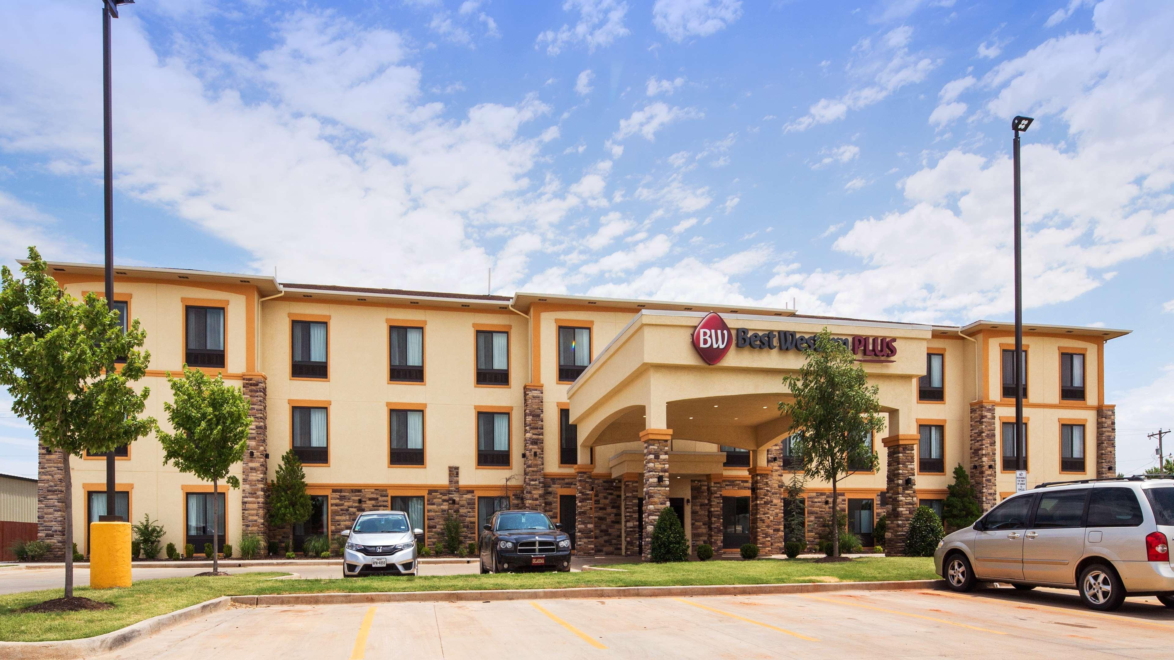 Best Western Plus Fairview Inn & Suites Esterno foto